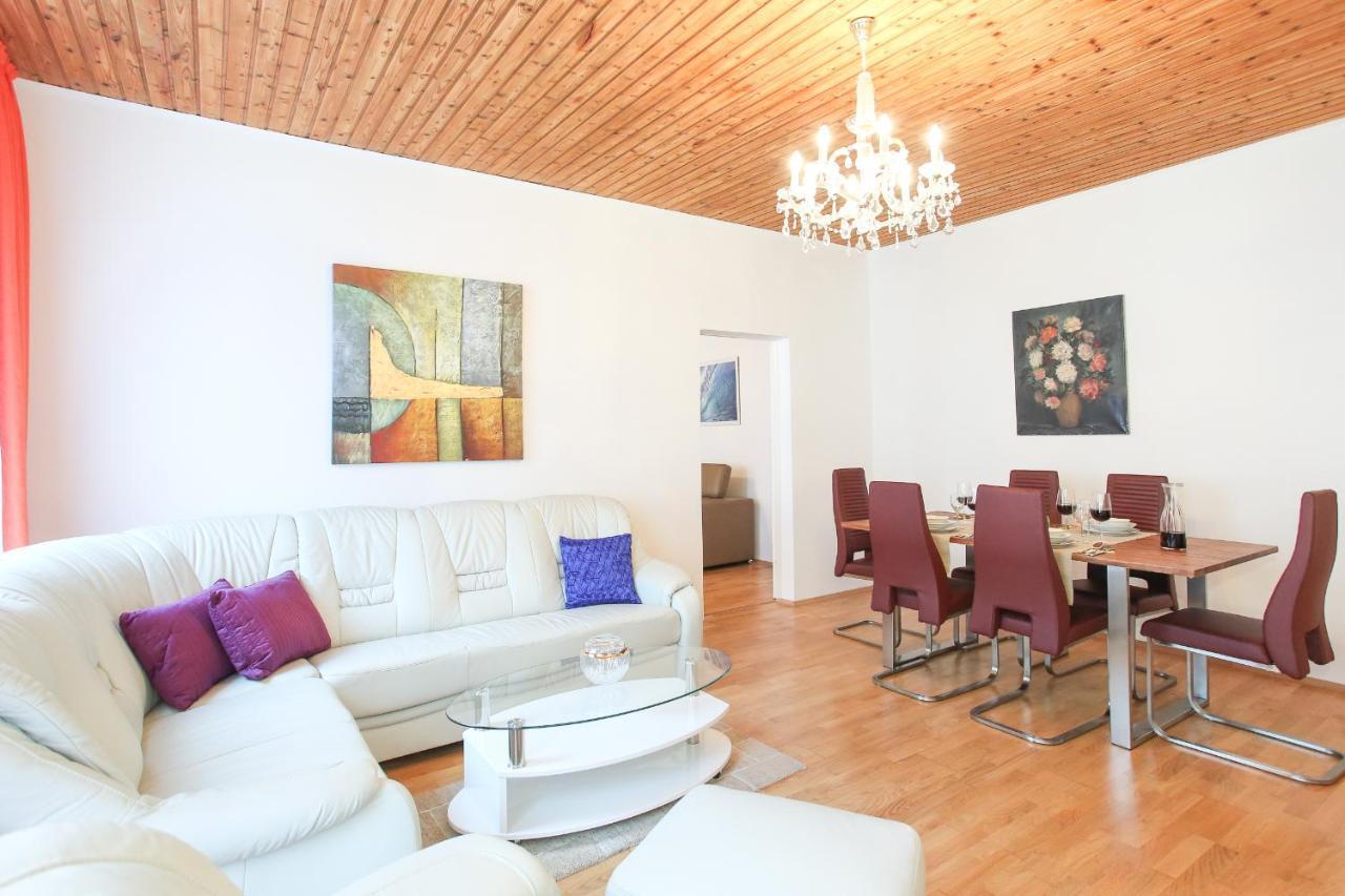 Mozart Apartment Wien